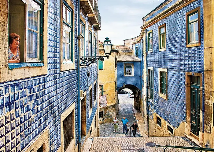 In Historic Neighbourhood, Walk Everywhere! Apartment Lisbon